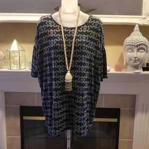Lularoe Irma tunic/tshirt, NWOT, sz S